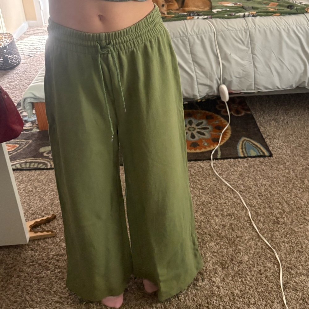 Audrey Olive Cotton wide leg pants